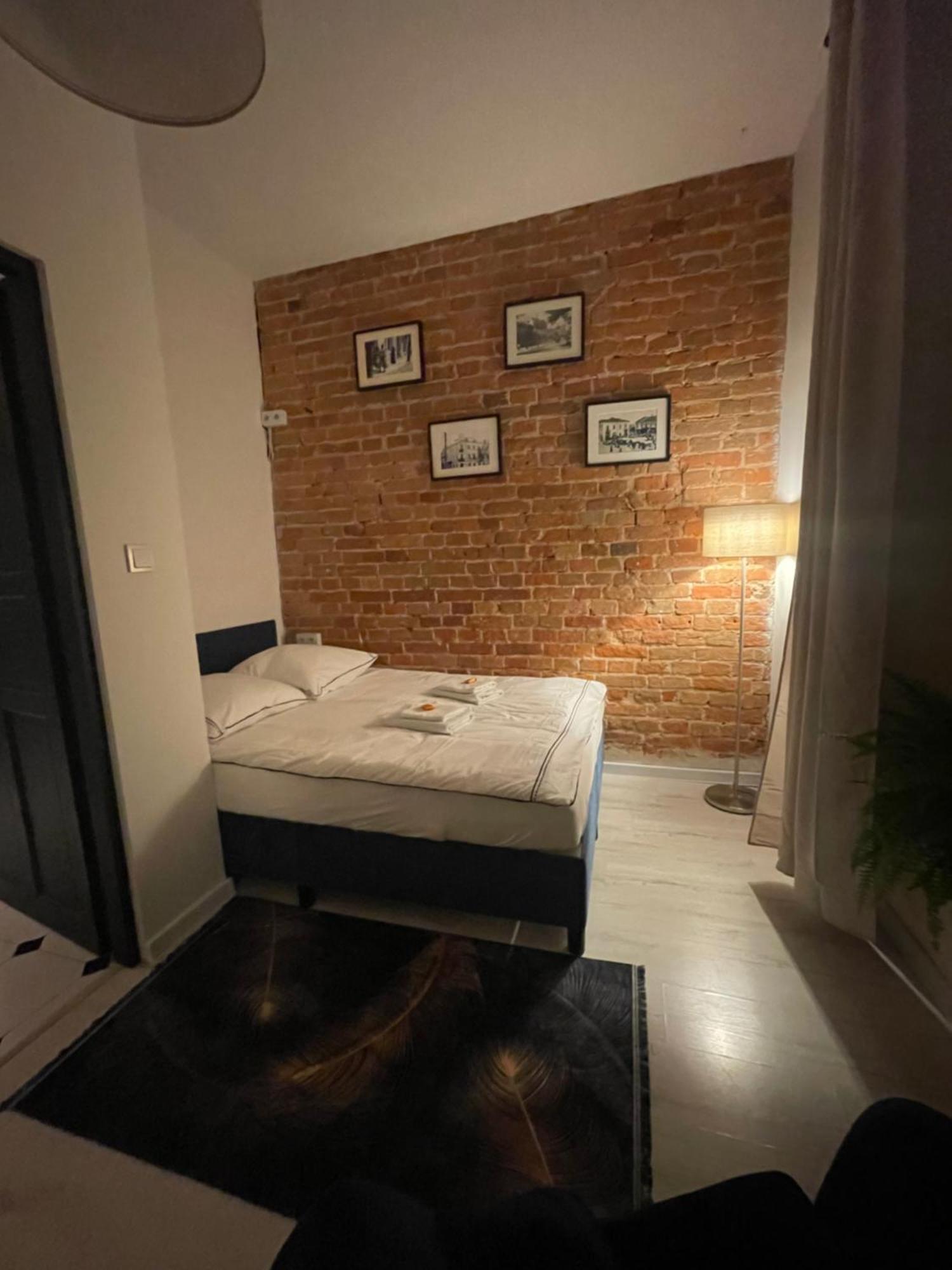 Apartamenty Luczkowskiego Z Widokiem Na Studnie 3 Chełm Екстериор снимка